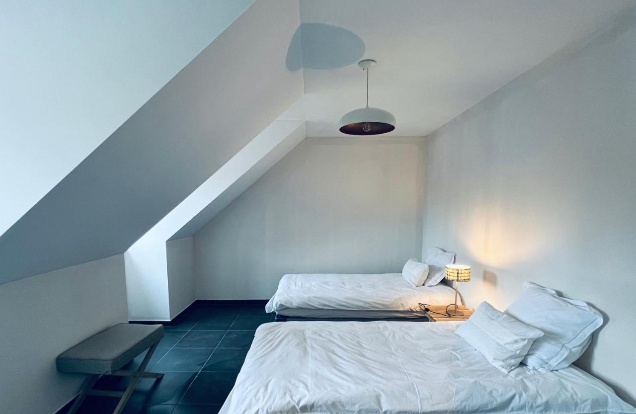 Zen Op Vakantie - Zen Aan De Gavers Onkerzele ภายนอก รูปภาพ